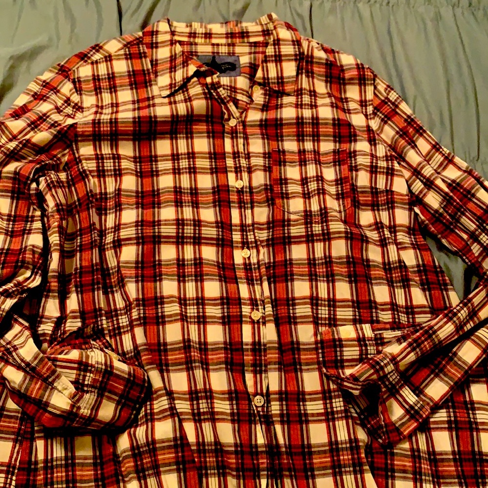 Gently used, GAP - Red, black & white flannel top